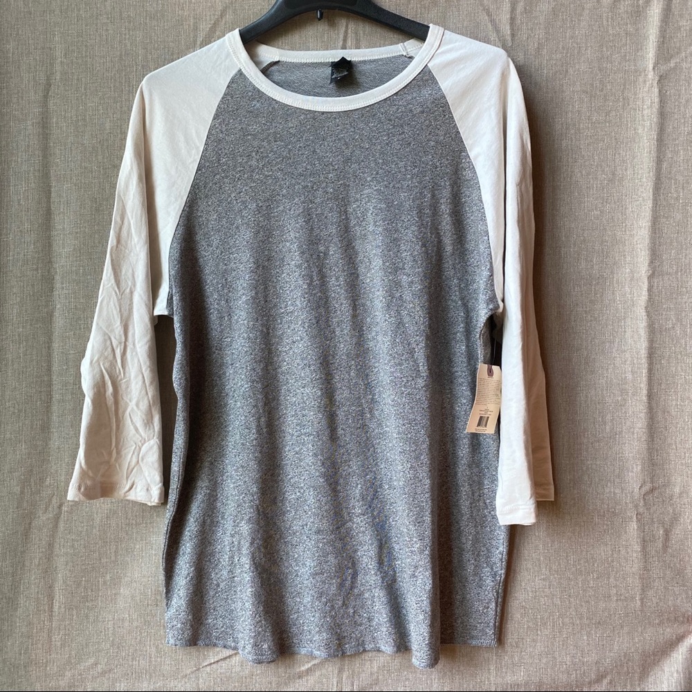 Obey baseball tee
